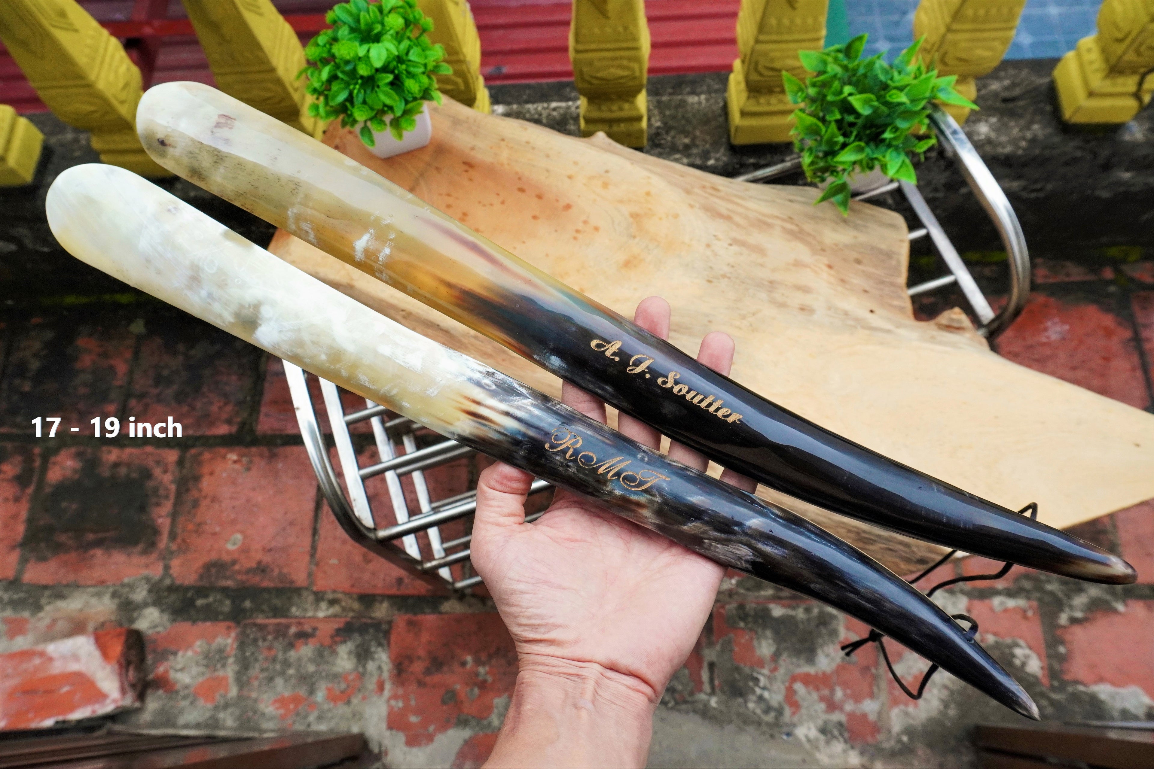 Personalized Natural Horn Shoe Horn – Length: 17 - 19 inch