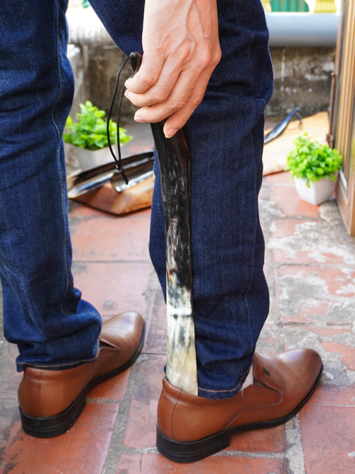 Personalized Natural Horn Shoe Horn – Length: 17 - 19 inch