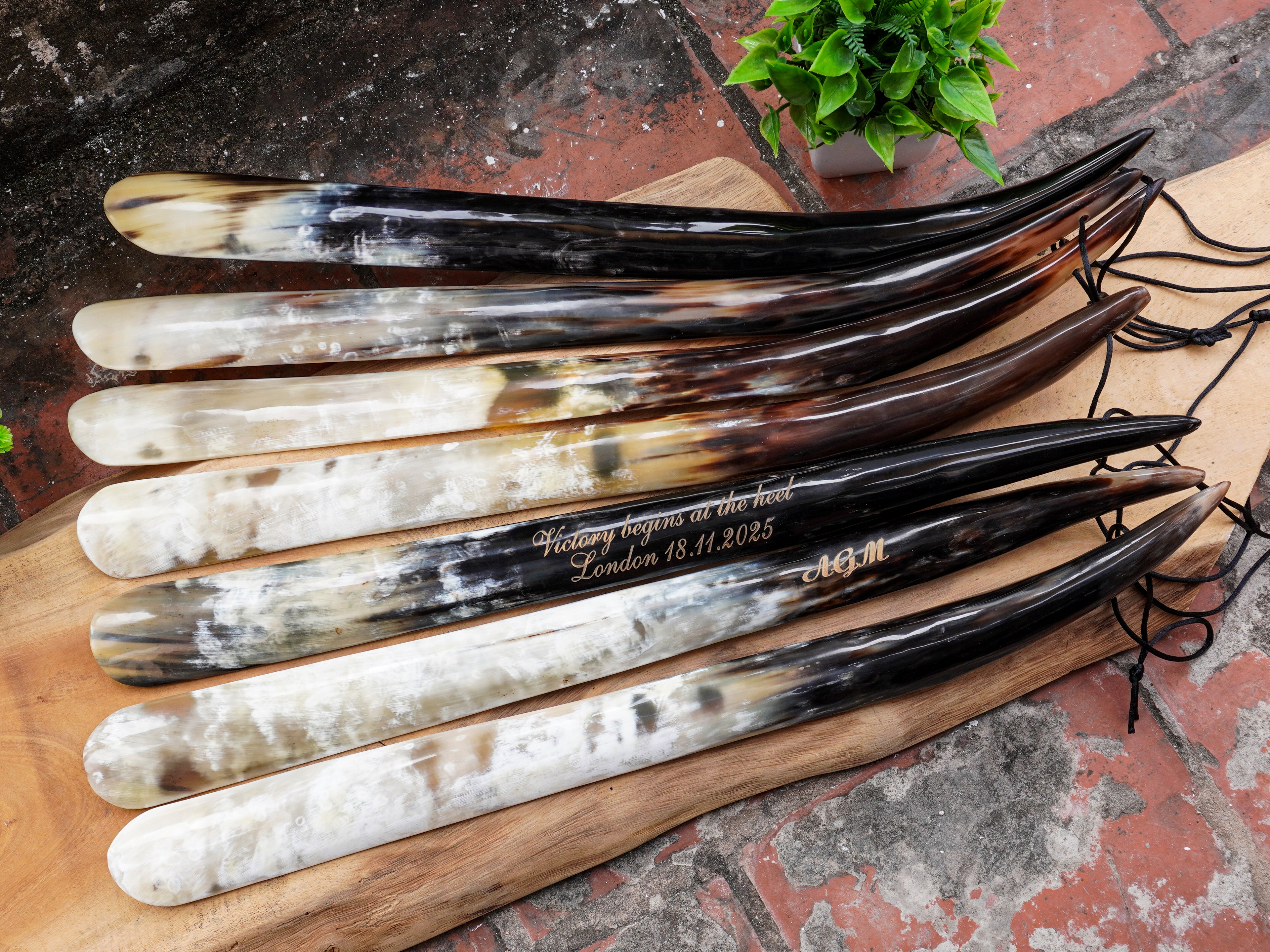 Personalized Natural Horn Shoe Horn – Length: 17 - 19 inch