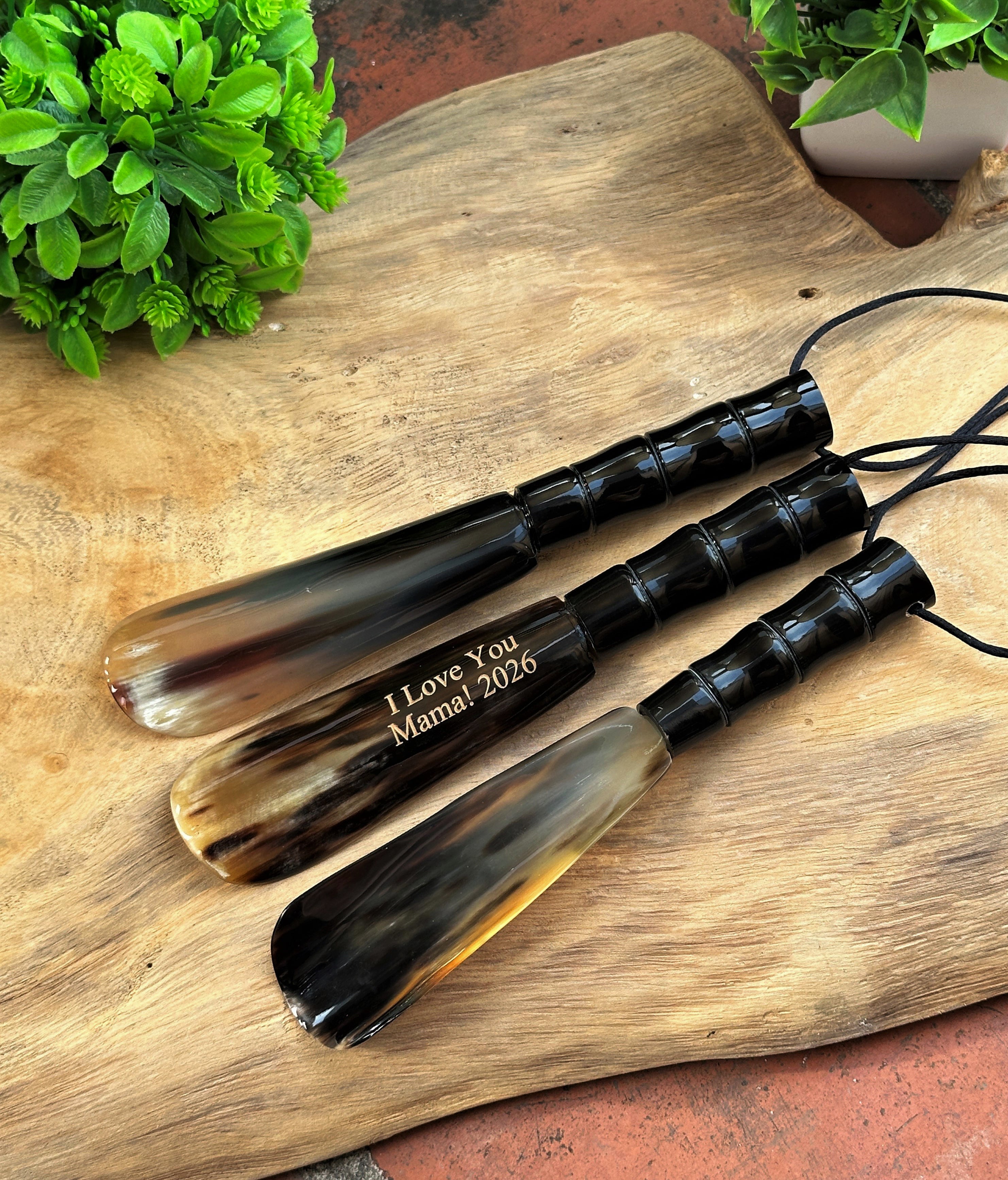 Personalized Natural Horn Shoe Horn – Style B 7.6 - 8 inch